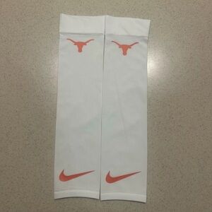 Texas Longhorns Nike Arm Sleeve Pair (L/XL) READ DESCRIPTION